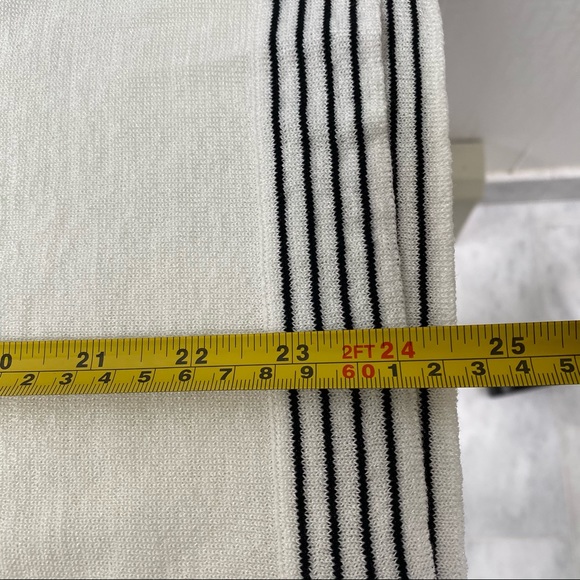 🇫🇷 Lili Sidonio Cream & Black Knit Top - Picture 9 of 11